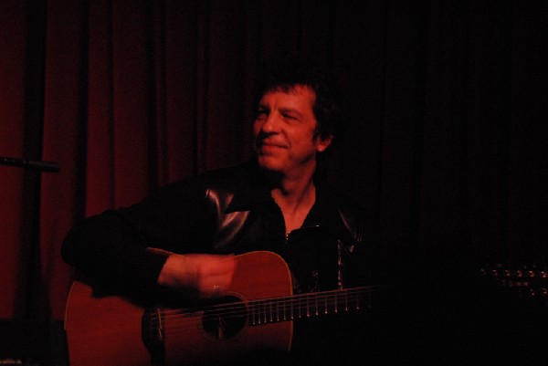 Howard Jones and Robin "The Itch" Boult at the Cactus Cafe, Austi