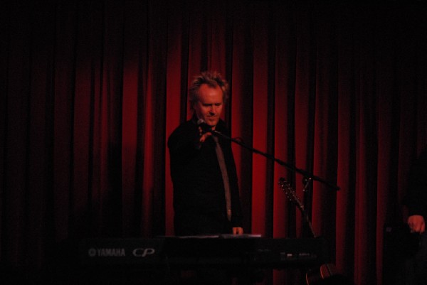 Howard Jones and Robin "The Itch" Boult at the Cactus Cafe, Austi