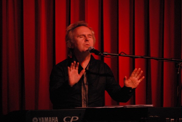 Howard Jones and Robin "The Itch" Boult at the Cactus Cafe, Austi