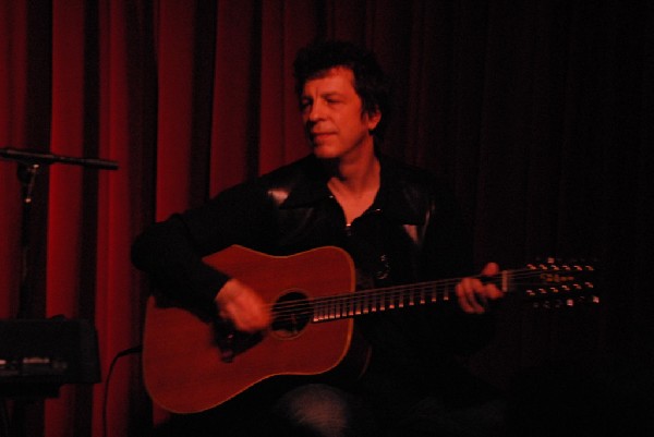 Howard Jones and Robin "The Itch" Boult at the Cactus Cafe, Austi