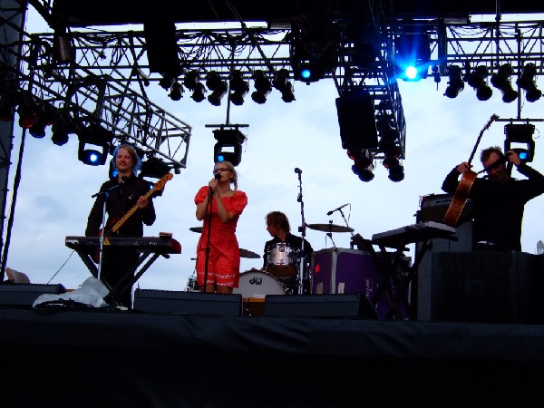 Husky Rescue at ACL Fest 2006, Austin, Tx