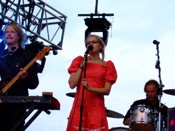 Husky Rescue at ACL Fest 2006, Austin, Tx