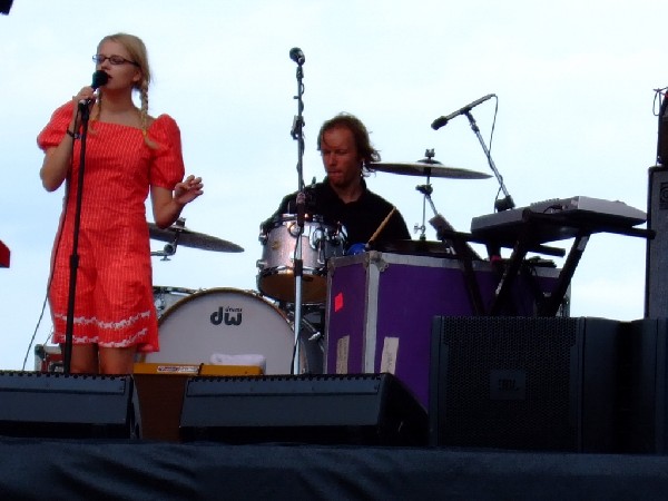 Husky Rescue at ACL Fest 2006, Austin, Tx