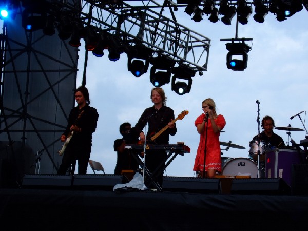 Husky Rescue at ACL Fest 2006, Austin, Tx