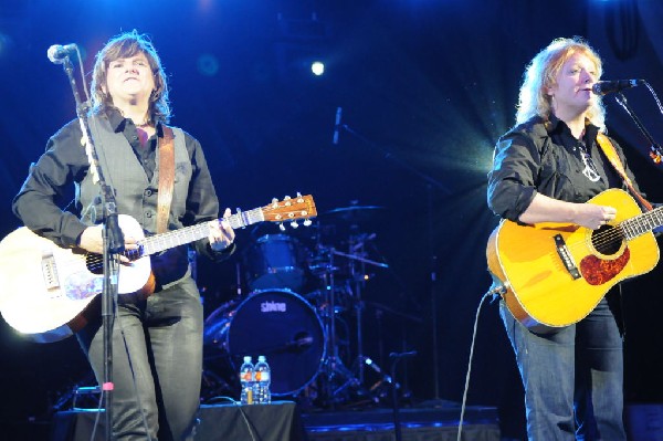 Indigo Girls at Stubb's BarBQ, SXSW 2009, Austin, Texas