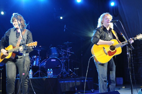 Indigo Girls at Stubb's BarBQ, SXSW 2009, Austin, Texas