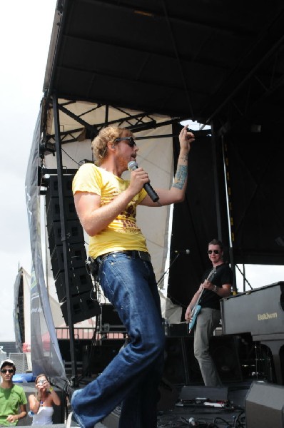 Jack's Mannequin on the Highway 1 Stage, Warped Tour, Verizon Wireless Amph
