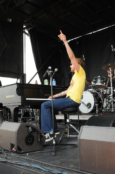 Jack's Mannequin on the Highway 1 Stage, Warped Tour, Verizon Wireless Amph