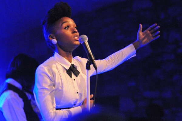 Janelle Monae at Stubb's BarBQ, SXSW 2009, Austin, Texas