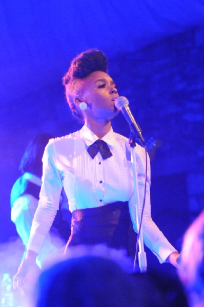 Janelle Monae at Stubb's BarBQ, SXSW 2009, Austin, Texas