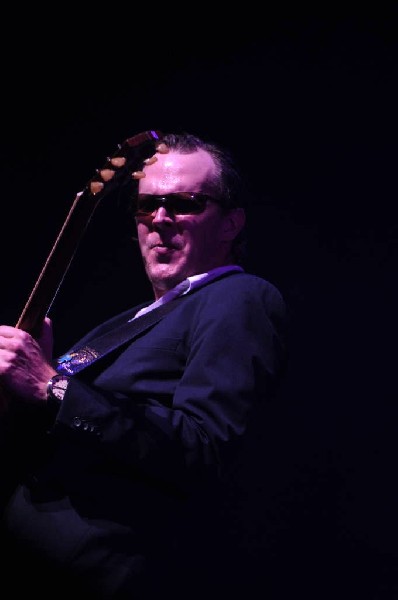 Joe Bonamossa at ACL Live at the Moody Theater, Austin, Texas 12/02/11 - ph