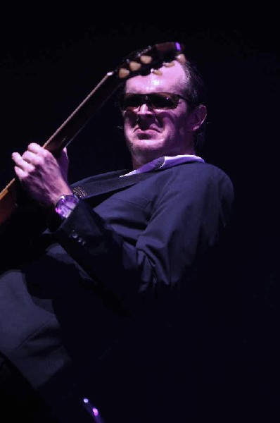 Joe Bonamossa at ACL Live at the Moody Theater, Austin, Texas 12/02/11 - ph