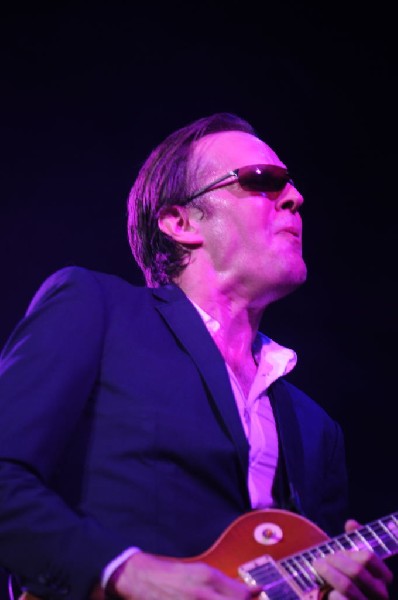 Joe Bonamossa at ACL Live at the Moody Theater, Austin, Texas 12/02/11 - ph