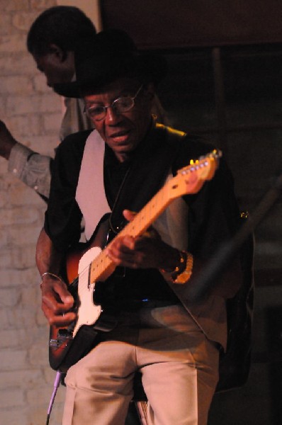 Joe Doucet at Lamberts's BarBQ, Austin, Tx - SXSW 2008