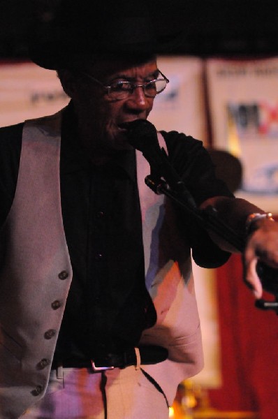 Joe Doucet at Lamberts's BarBQ, Austin, Tx - SXSW 2008