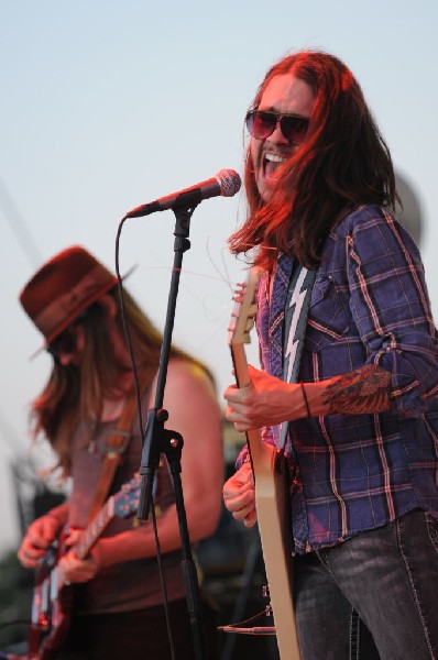 Jonathan Tyler & Northern Lights at The Backyard, Austin Texas (Bee Cav