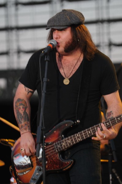 Jonathan Tyler & Northern Lights at The Backyard, Austin Texas (Bee Cav