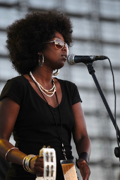 Jonathan Tyler & Northern Lights at The Backyard, Austin Texas (Bee Cav