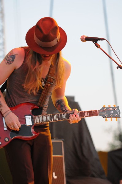 Jonathan Tyler & Northern Lights at The Backyard, Austin Texas (Bee Cav
