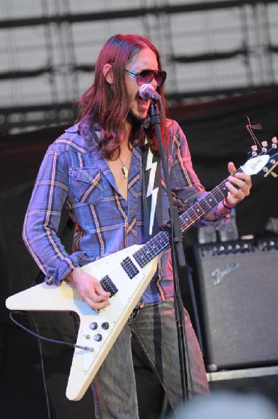 Jonathan Tyler & Northern Lights at The Backyard, Austin Texas (Bee Cav