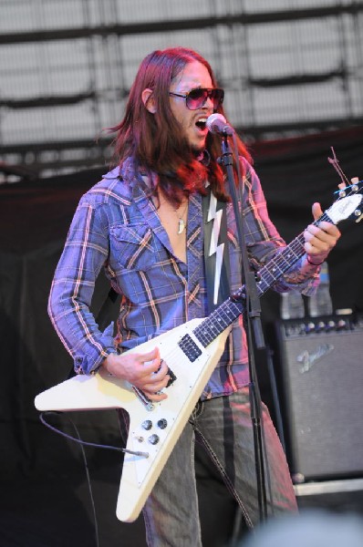 Jonathan Tyler & Northern Lights at The Backyard, Austin Texas (Bee Cav