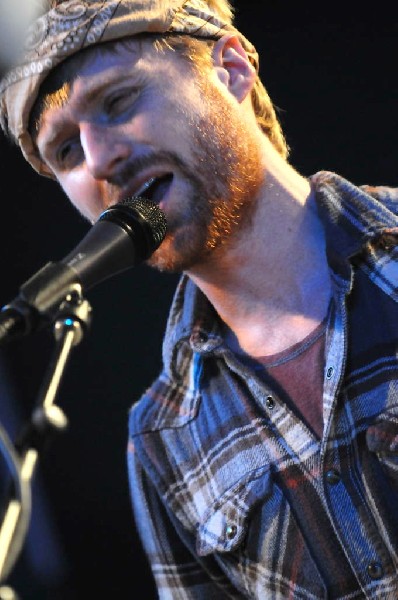 Jukebox The Ghost at Stubb's BarBQ, Austin, Texas April 7, 2011 - photo by