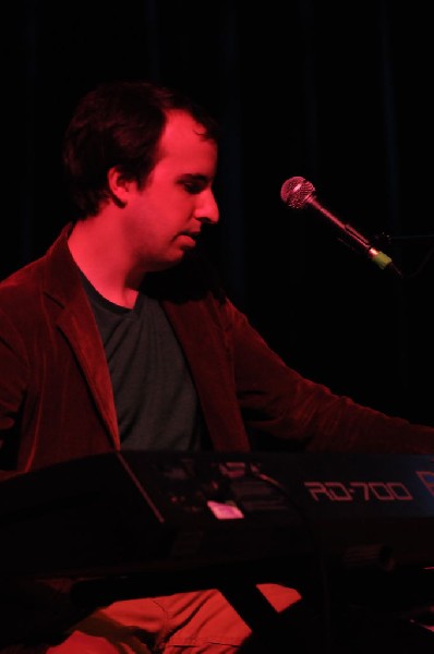 Kelly Willis at the Help Austin Help Haiti Benefit, Austin Music Hall