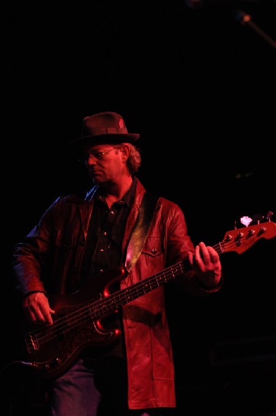 Kelly Willis at the Help Austin Help Haiti Benefit, Austin Music Hall