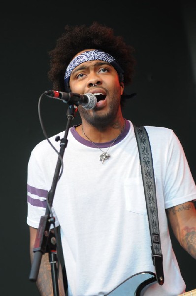 The Knux at Stubb's BarBQ, Austin Texas 06/07/11 - photo by jeff barringer