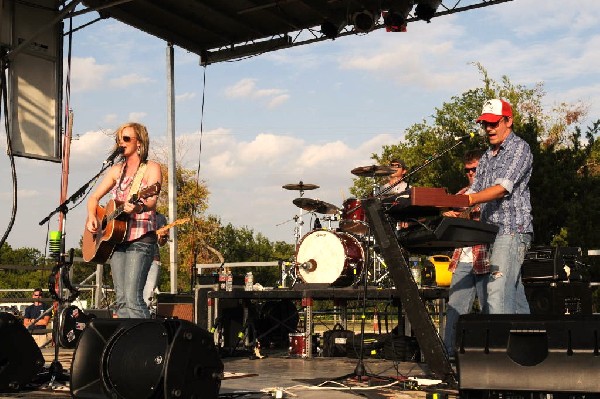 Kristen Kelly at the Hutto 100 Celebration Music Festival, Hutto, Texas 07/