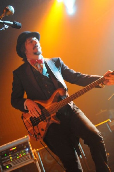 Les Claypool at the Austin Music Hall