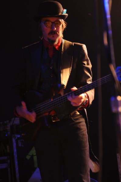 Les Claypool at Stubb's BarBQ, Austin, Texas 04/19/10