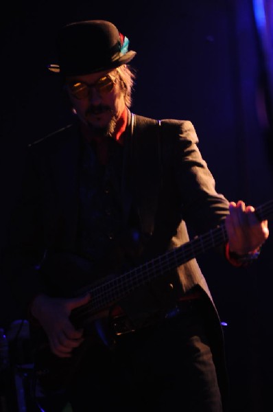 Les Claypool at Stubb's BarBQ, Austin, Texas 04/19/10