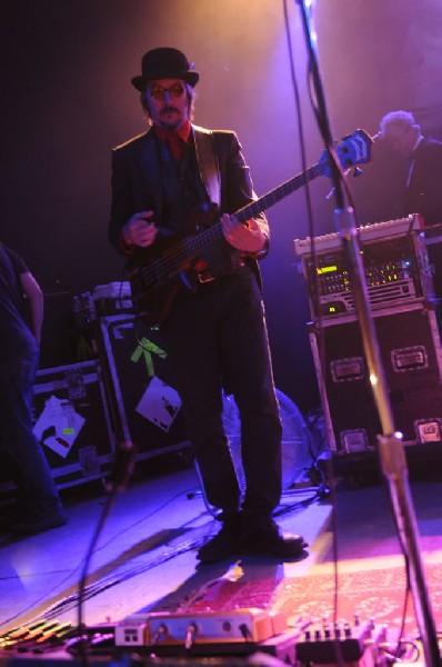 Les Claypool at Stubb's BarBQ, Austin, Texas 04/19/10