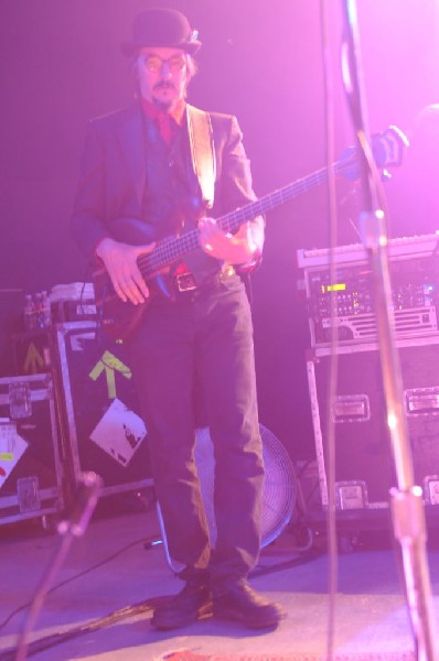 Les Claypool at Stubb's BarBQ, Austin, Texas 04/19/10