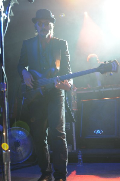 Les Claypool at Stubb's BarBQ, Austin, Texas 04/19/10