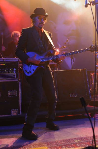 Les Claypool at Stubb's BarBQ, Austin, Texas 04/19/10