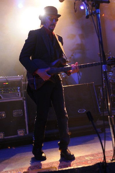 Les Claypool at Stubb's BarBQ, Austin, Texas 04/19/10
