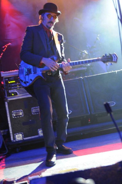 Les Claypool at Stubb's BarBQ, Austin, Texas 04/19/10