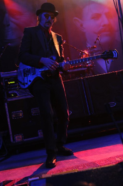 Les Claypool at Stubb's BarBQ, Austin, Texas 04/19/10