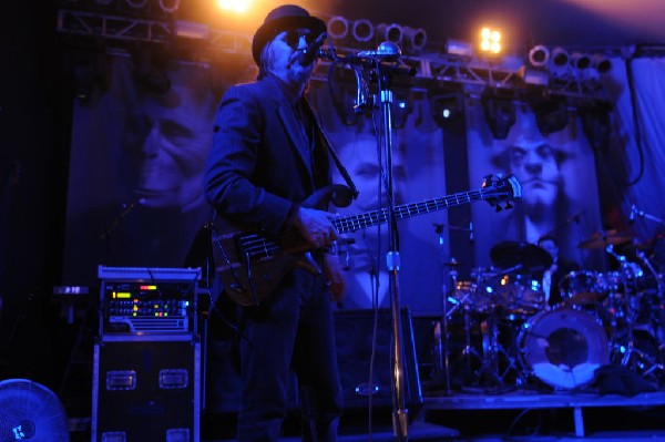 Les Claypool at Stubb's BarBQ, Austin, Texas 04/19/10