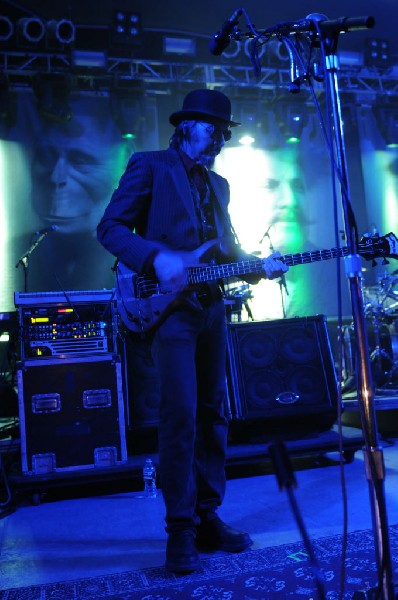 Les Claypool at Stubb's BarBQ, Austin, Texas 04/19/10