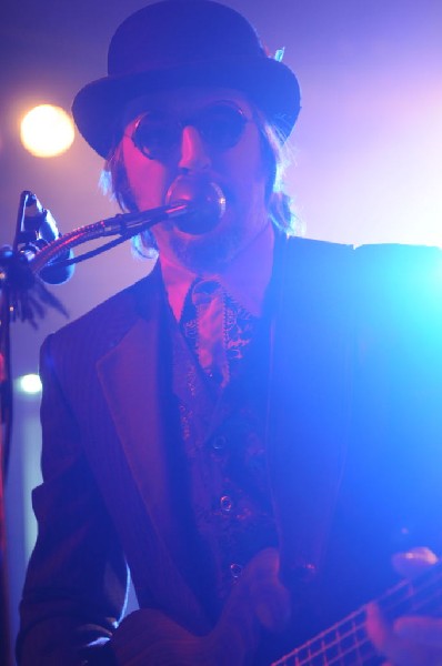 Les Claypool at Stubb's BarBQ, Austin, Texas 04/19/10