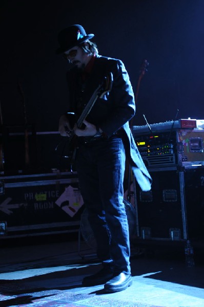 Les Claypool at Stubb's BarBQ, Austin, Texas 04/19/10