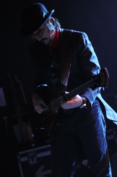 Les Claypool at Stubb's BarBQ, Austin, Texas 04/19/10