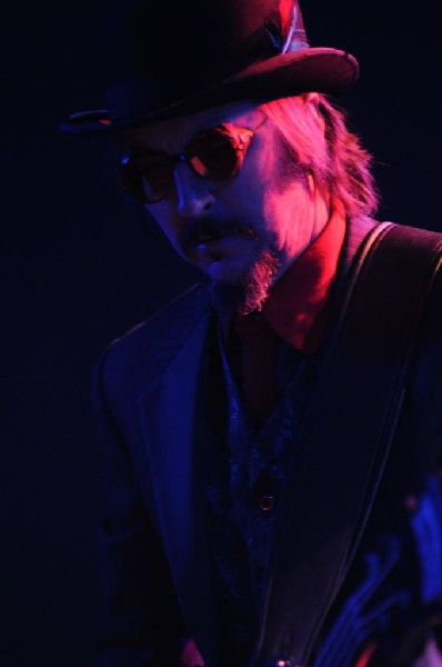 Les Claypool at Stubb's BarBQ, Austin, Texas 04/19/10