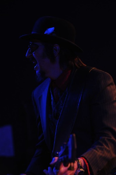 Les Claypool at Stubb's BarBQ, Austin, Texas 04/19/10