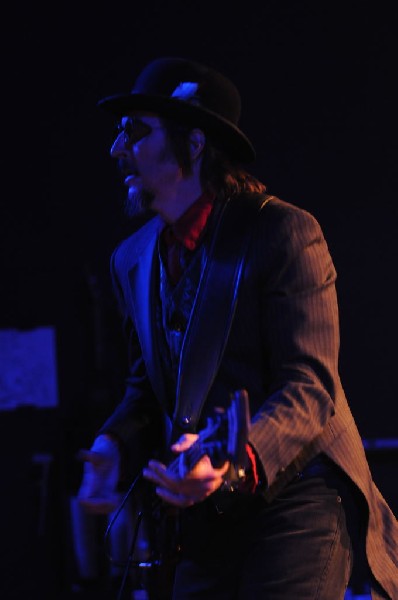 Les Claypool at Stubb's BarBQ, Austin, Texas 04/19/10