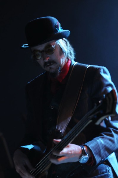Les Claypool at Stubb's BarBQ, Austin, Texas 04/19/10