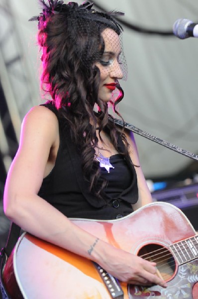 Lindi Ortega at Stubb's BarBQ, Austin, Texas 05/06/12